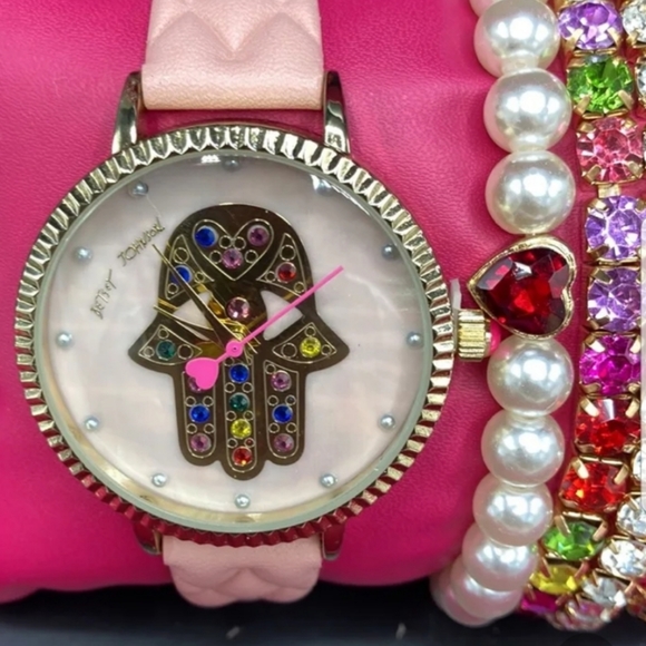 NEW Betsey Johnson Mystic Hamsa Eye Pink Watch with Bracelets Box Gift Set - Picture 2 of 6